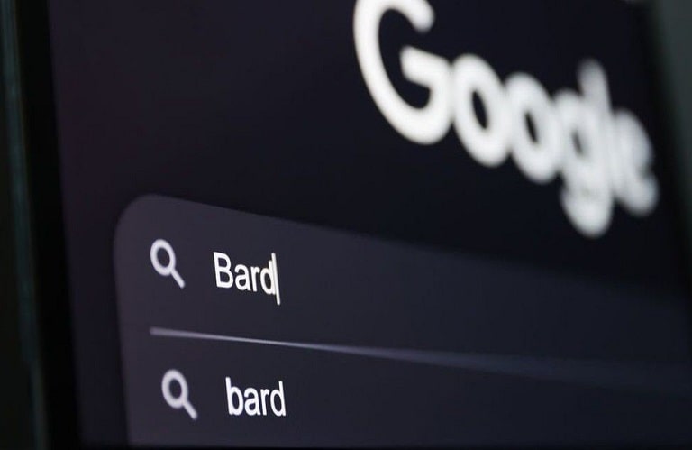 Gabimi i robotit Bard AI i Google fshin 100 miliardë dollarë aksione